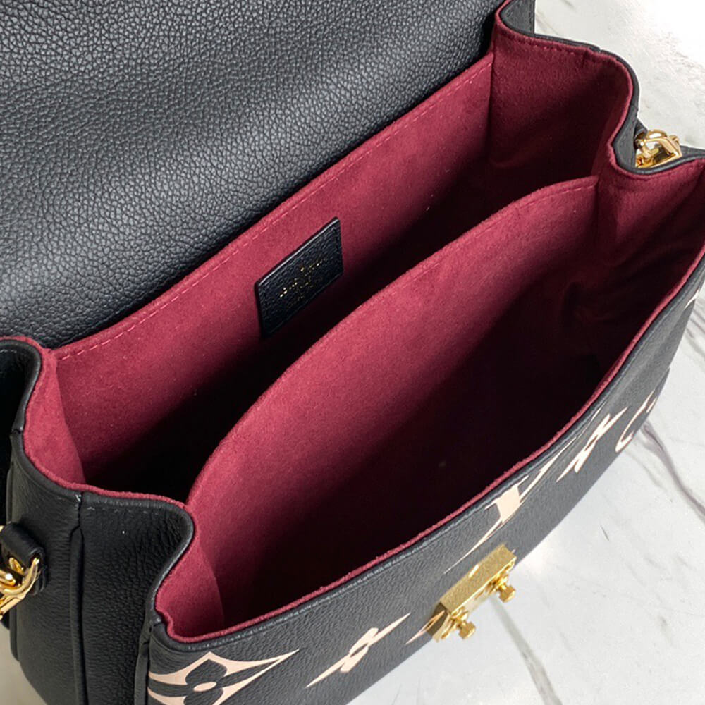 LV Pochette Metis