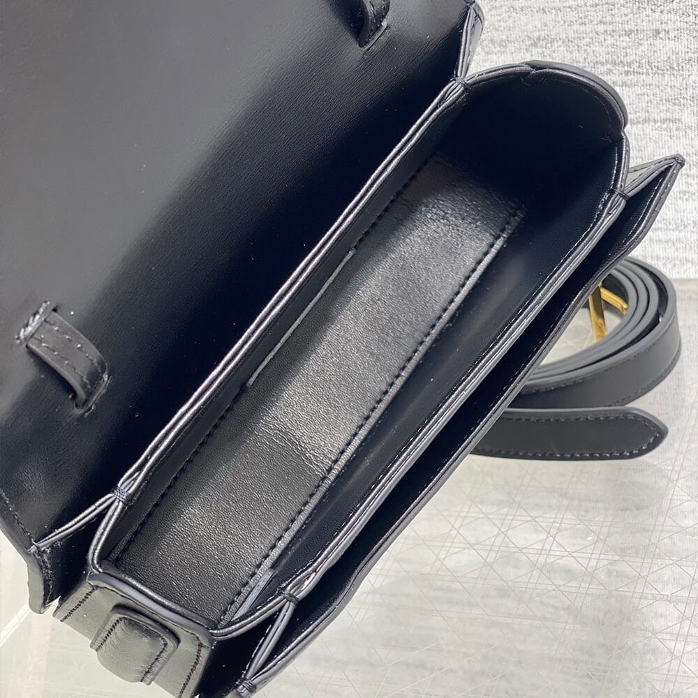 Small 30 Montaigne Avenue Top Handle Bag