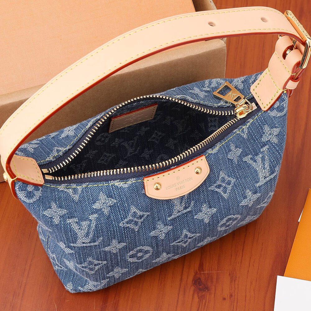 LV Hills Pochette