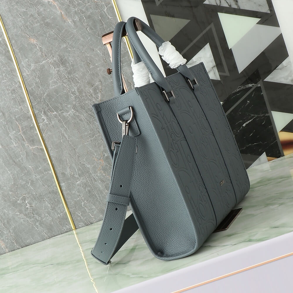 D*or medium east-west tote bag