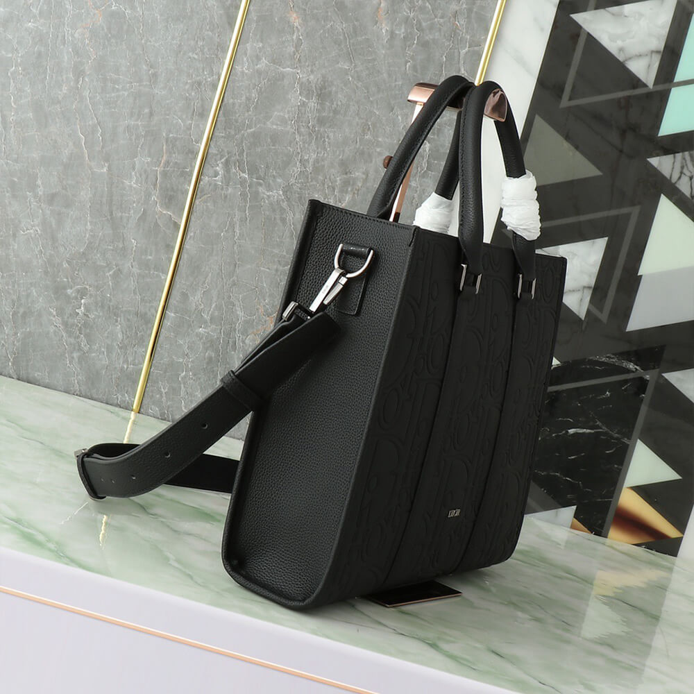 D*or medium east-west tote bag