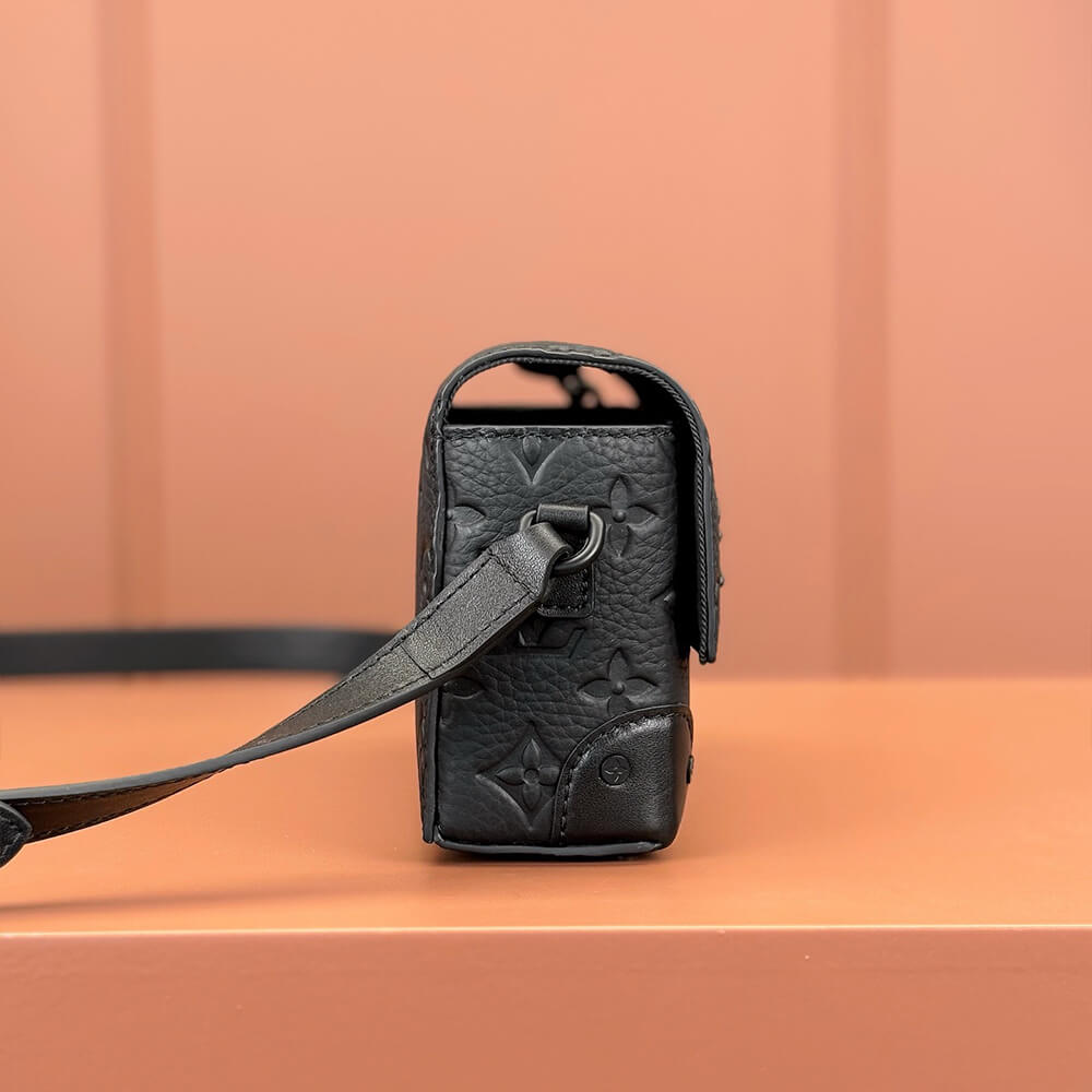 LV Steamer Wearable Wallet(HIGH-END GRADE)
