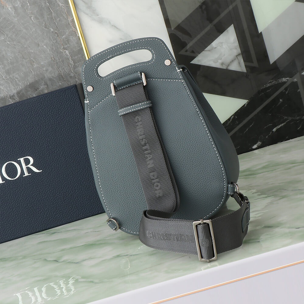 D*or gallop sling bag