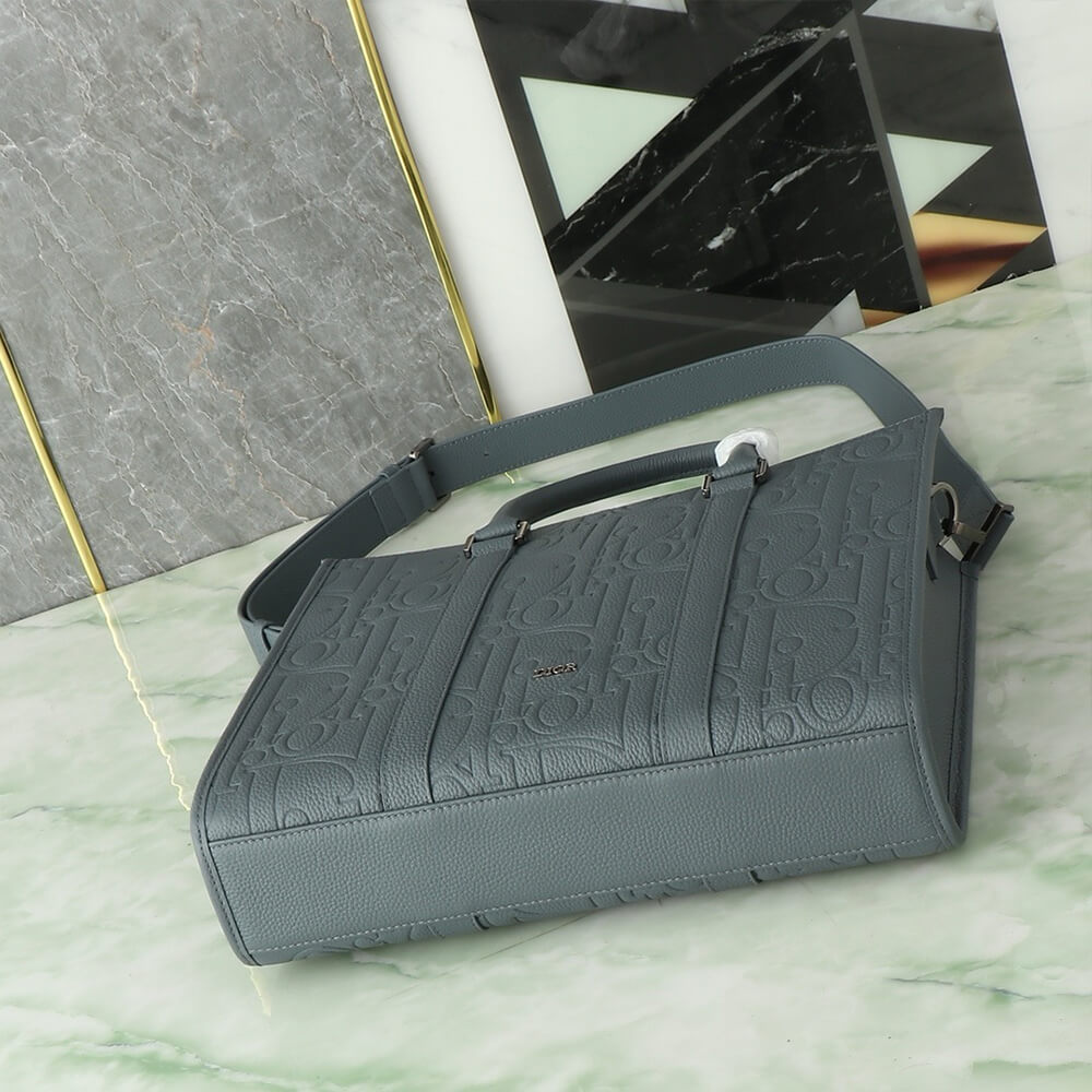 D*or medium east-west tote bag