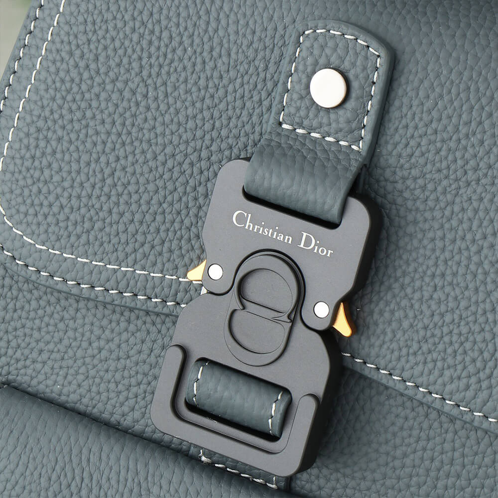 D*or gallop sling bag