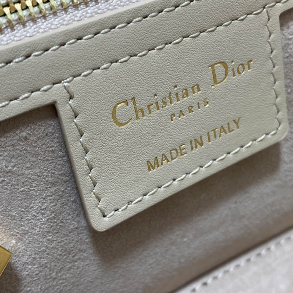 D*or 30 montaigne avenue bag