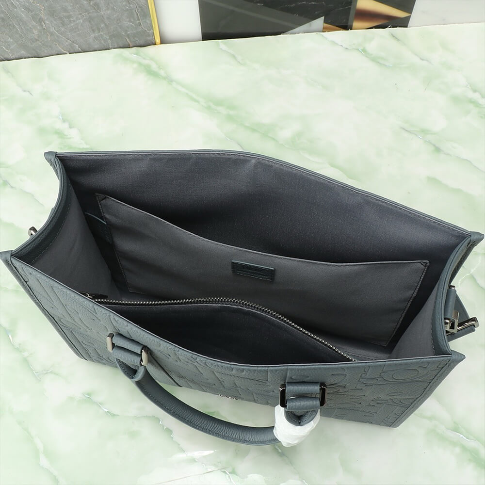 D*or medium east-west tote bag