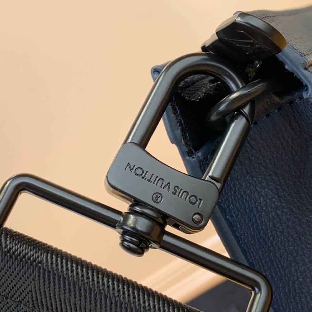 LV Gaston Wearable Wallet(HIGH-END GRADE)