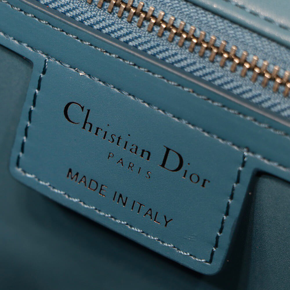 large D*or caro bag