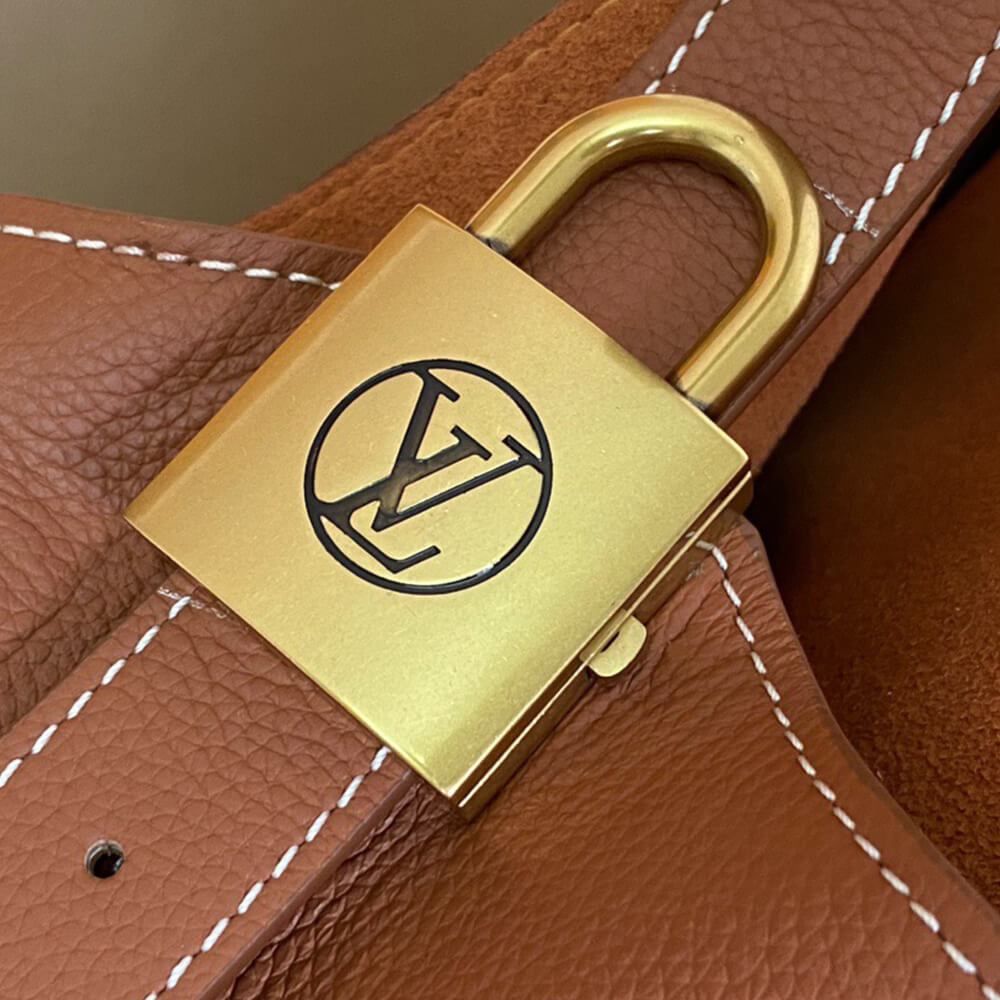 LV Low Key Hobo MM(high-end grade)